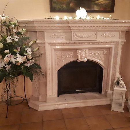 Sventes Muiza Hotel Екстериор снимка