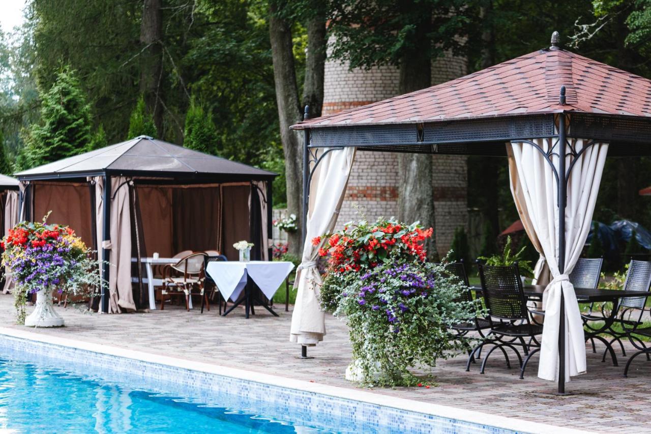 Sventes Muiza Hotel Екстериор снимка