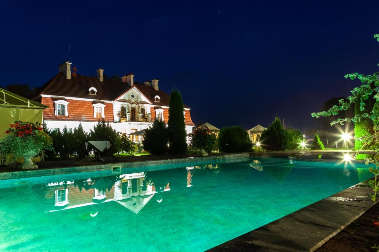 Sventes Muiza Hotel Екстериор снимка