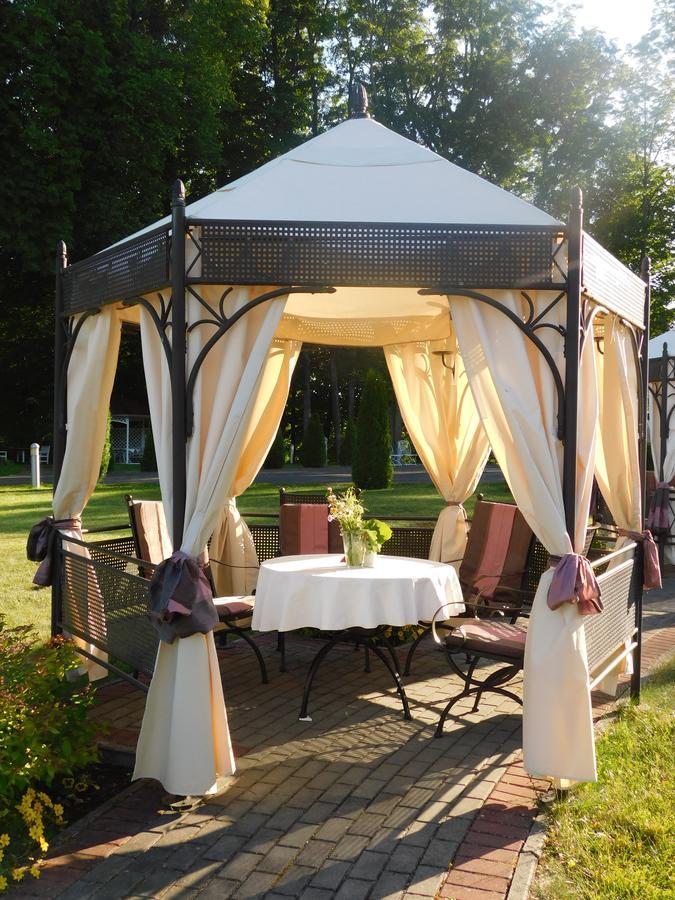 Sventes Muiza Hotel Екстериор снимка